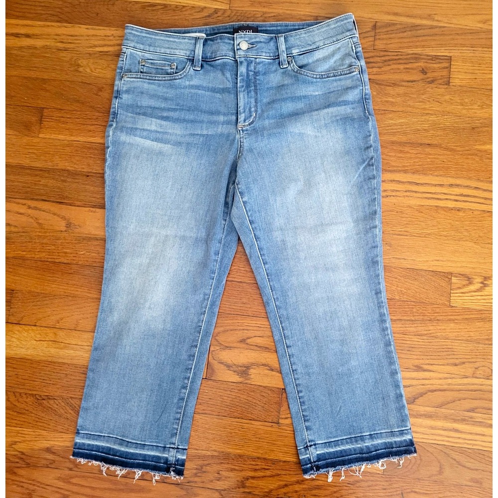 NYDJ Lift Tuck Dayla Wide Cuff Capri Jeans Light Wash Blue Petite 12P